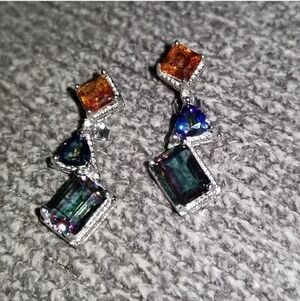 Sam & Co Necklace and Earring Set